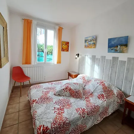 ***maison De 38m² -400m Plage- Avec Jardin*** Tatil Evi Le Brusc