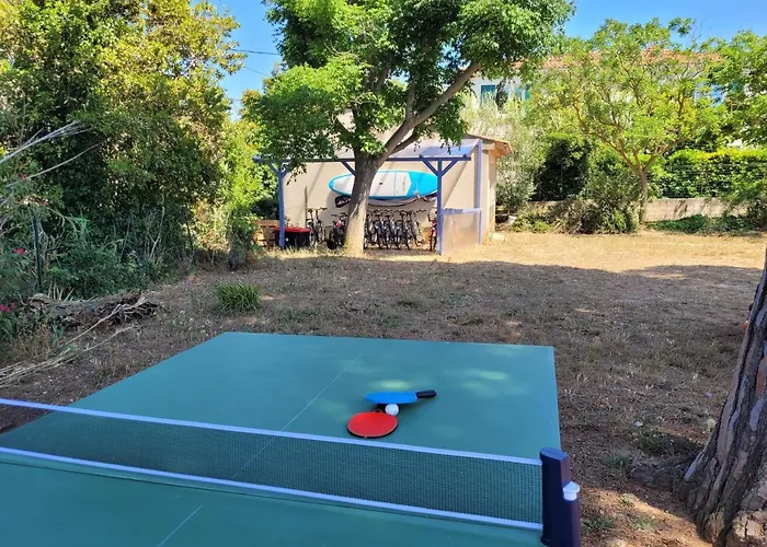 ***maison De 38m² -400m Plage- Avec Jardin*** Le Brusc