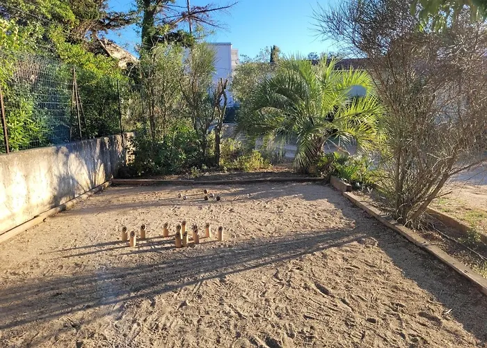 ***maison De 38m² -400m Plage- Avec Jardin*** Nyaraló